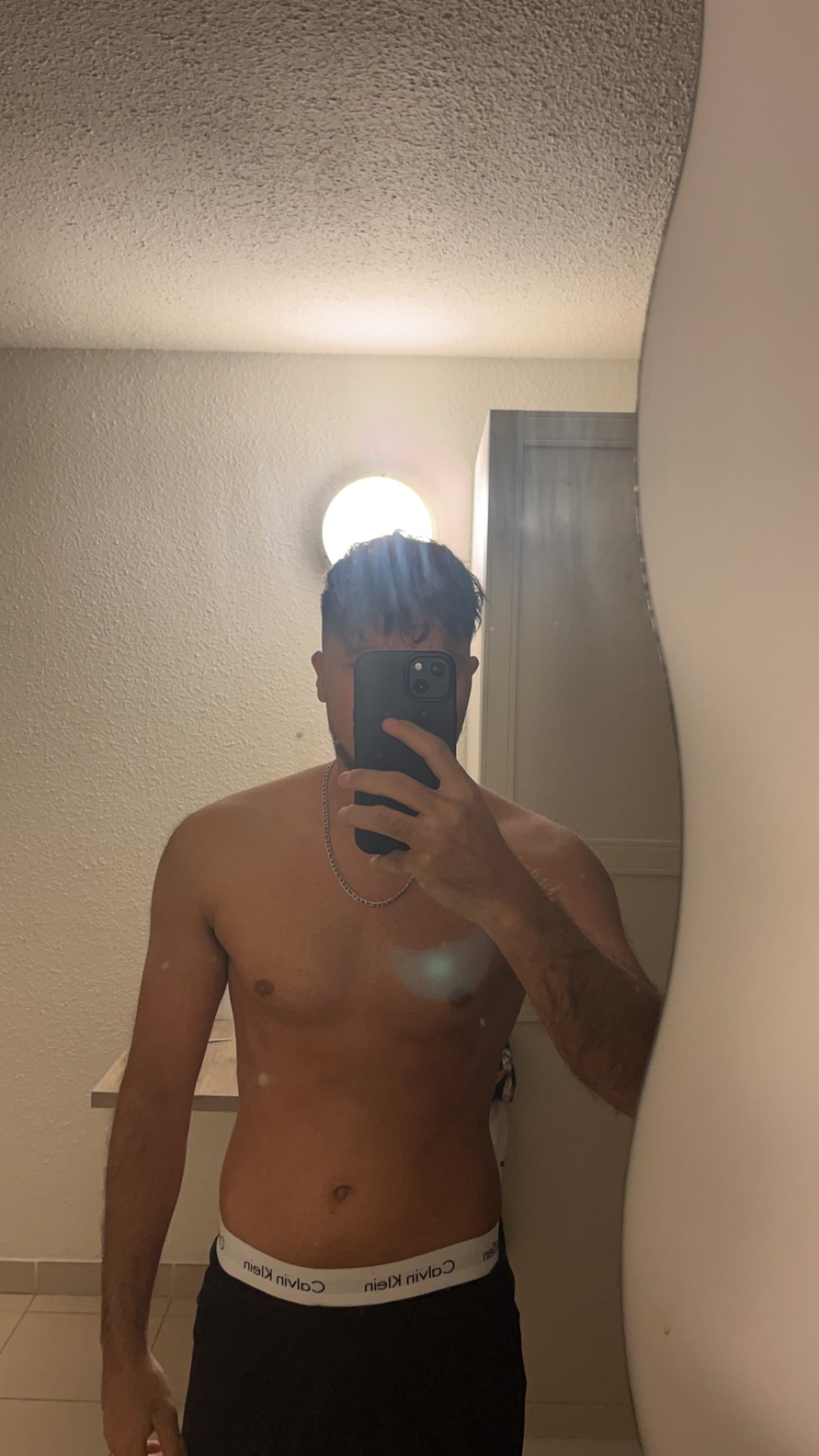 Profil de Ozkan, 26 ans, Cruising gay à Le Sépey