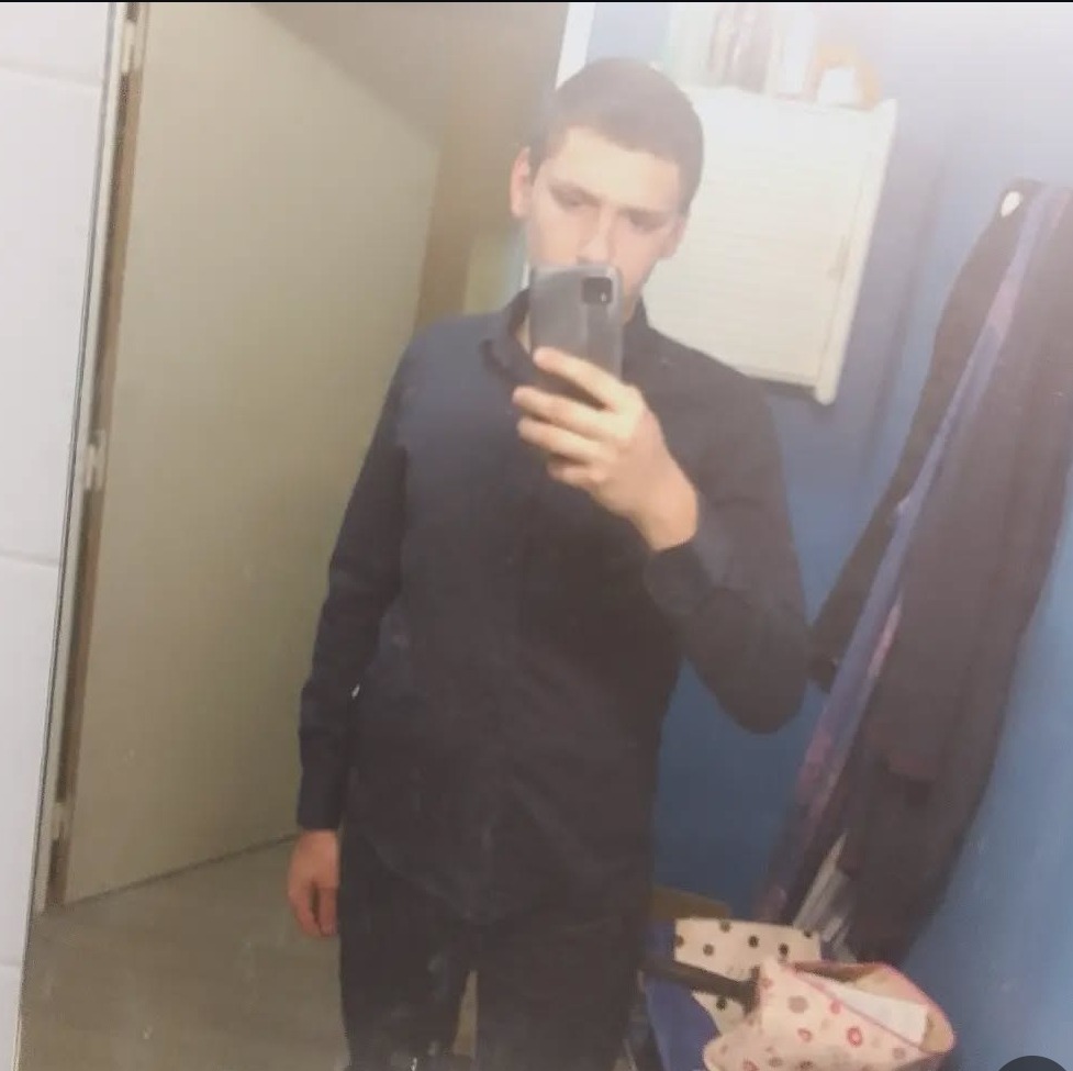 Profil de Serhat, 20 ans, Cruising gay à La Conversion
