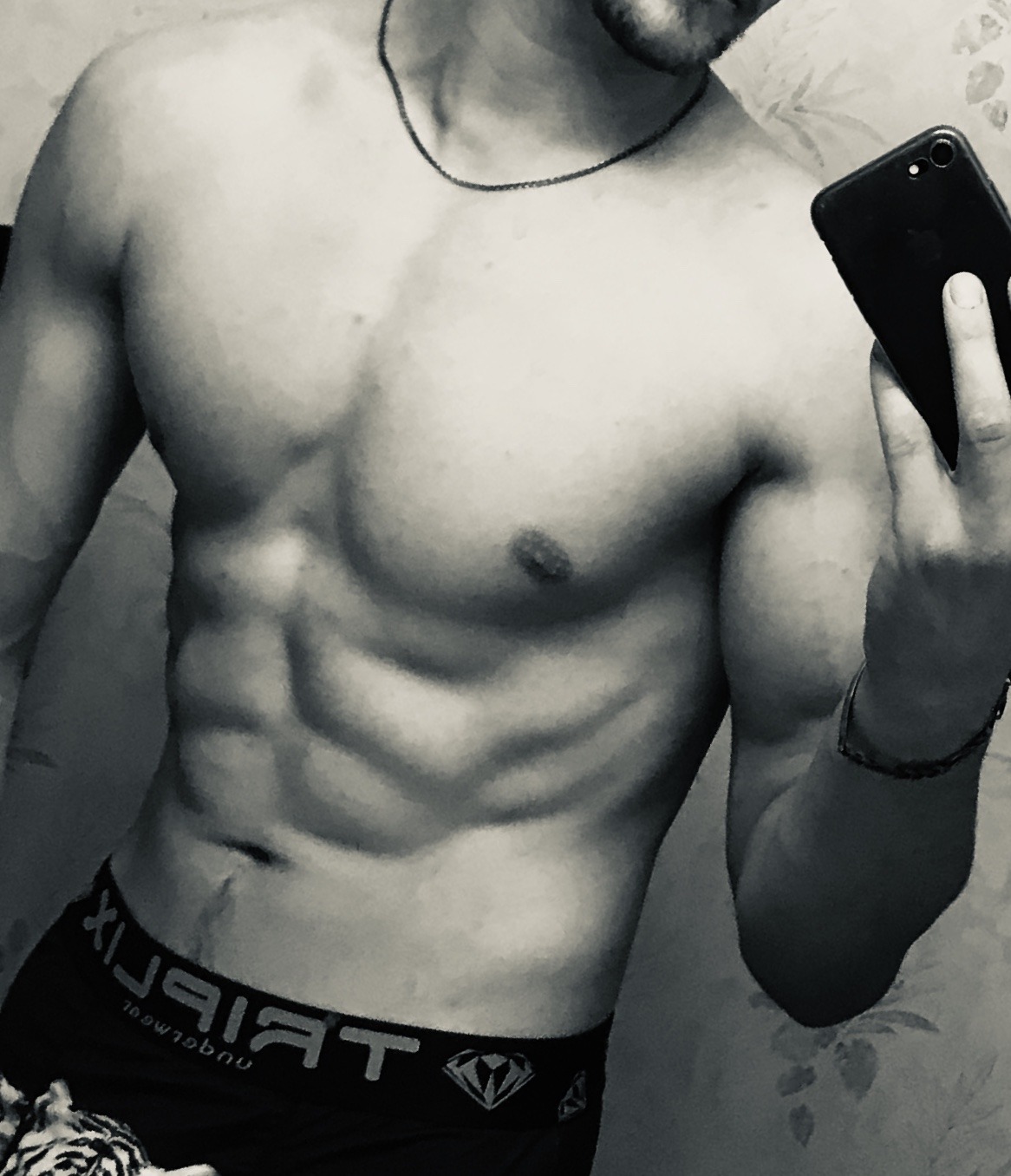 Profil de Cidjy, 28 ans, Cruising gay à Chexbres