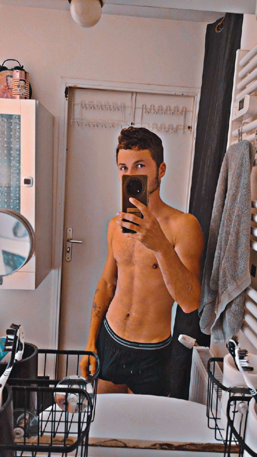 Profil de Zayane, 22 ans, Cruising gay à Cremin