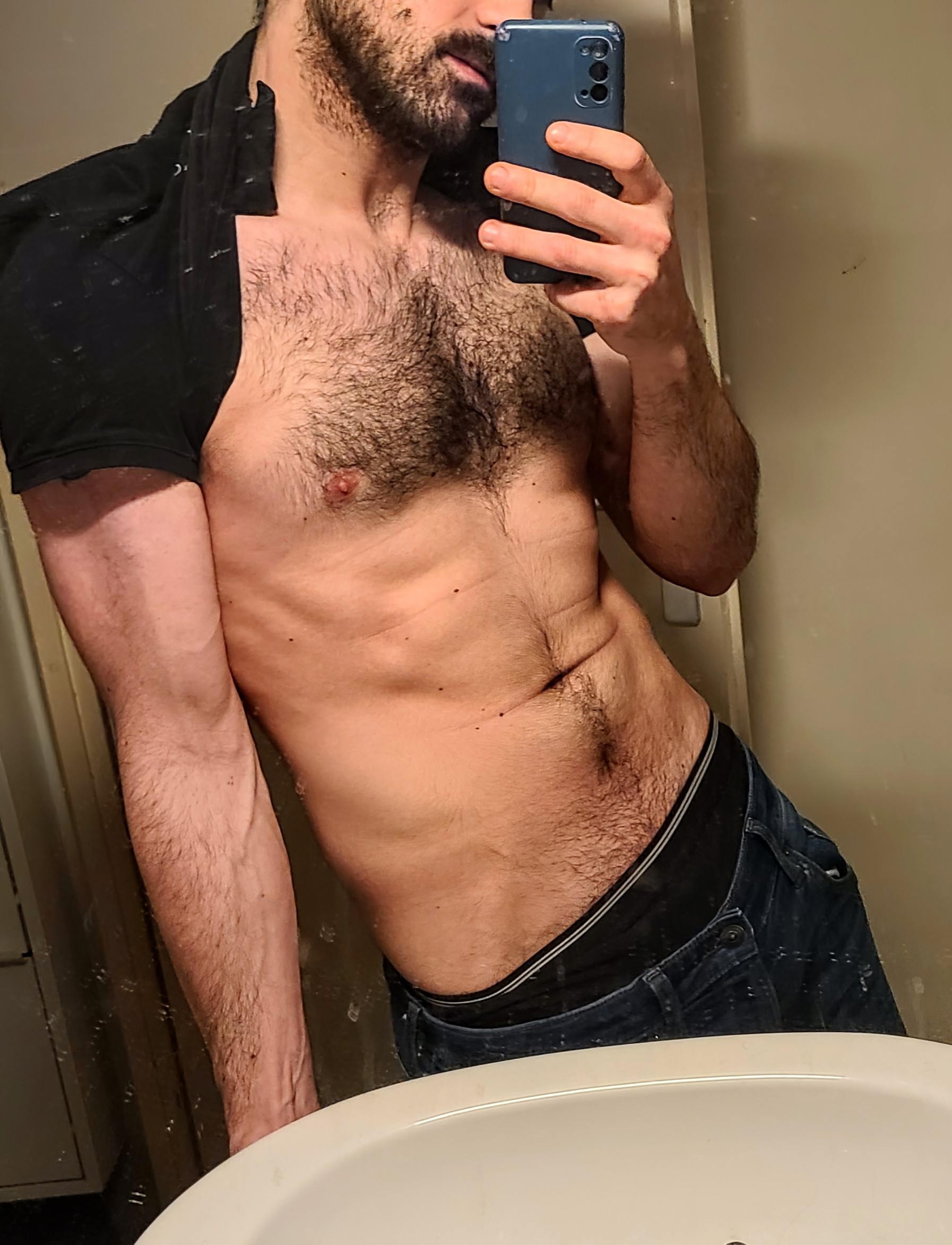 Profil de Saint, 25 ans, Cruising gay à Sergey