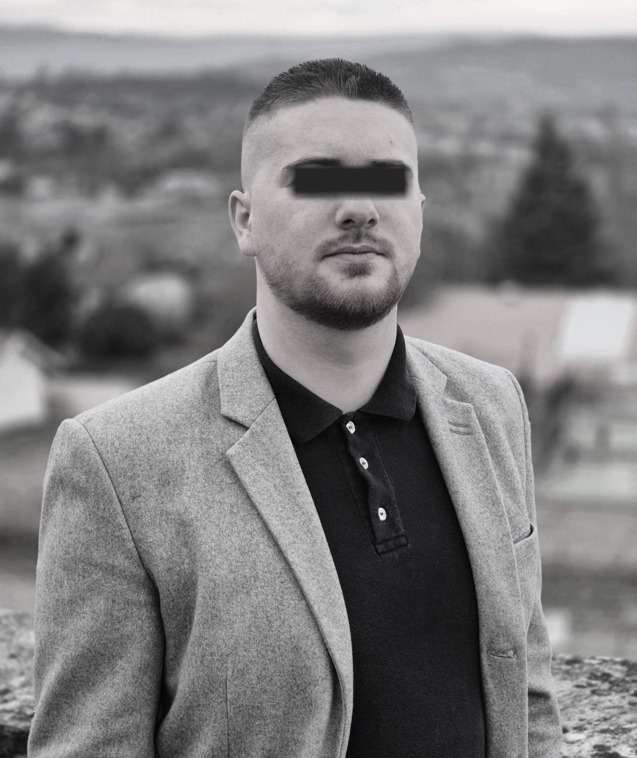 Profil de Viken, 21 ans, Cruising gay à Orzens