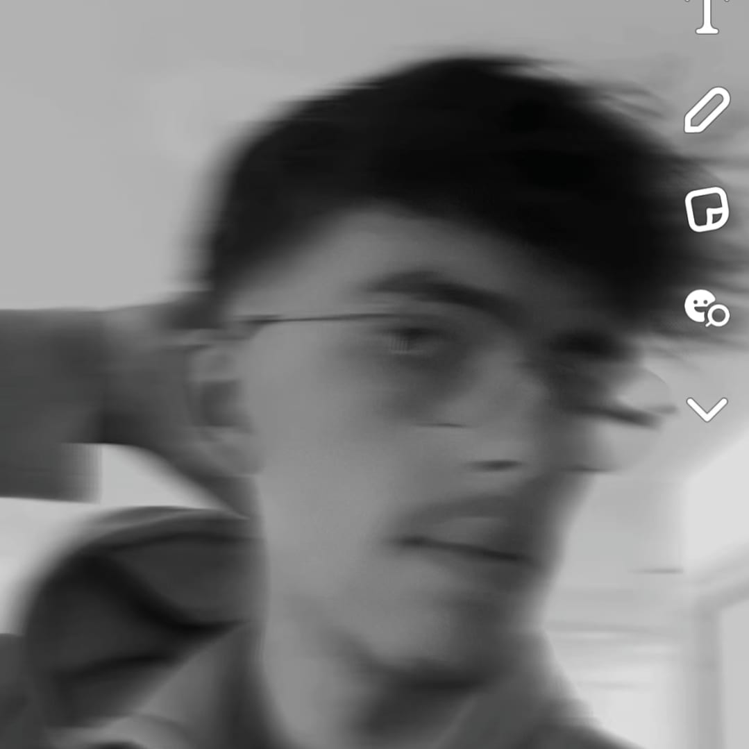 Profil de Zainoudine, 21 ans, Cruising gay à Denges