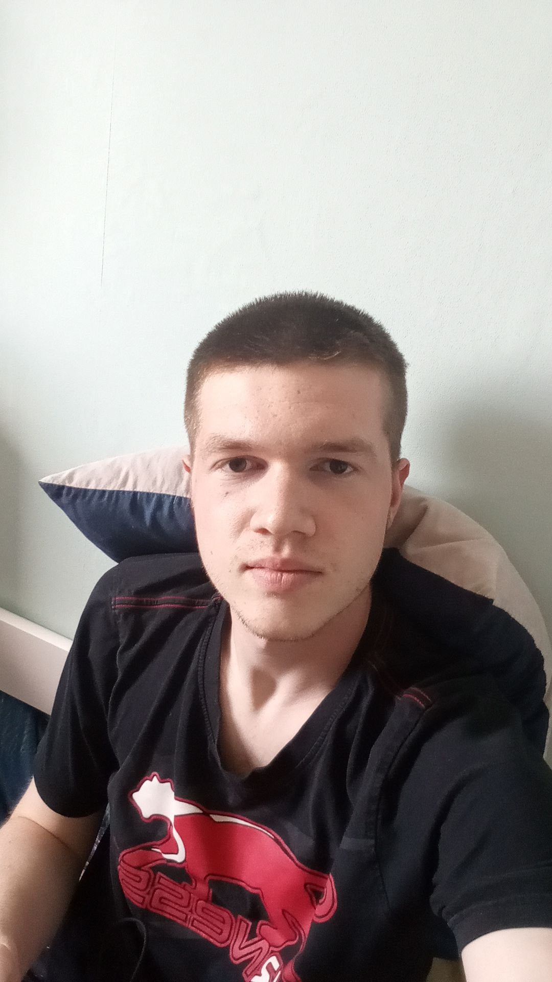 Profil de Naik, 24 ans, Cruising gay à Gossens