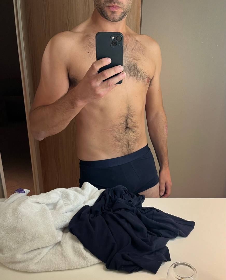 Profil de Edon, 37 ans, Cruising gay à Alterswil FR