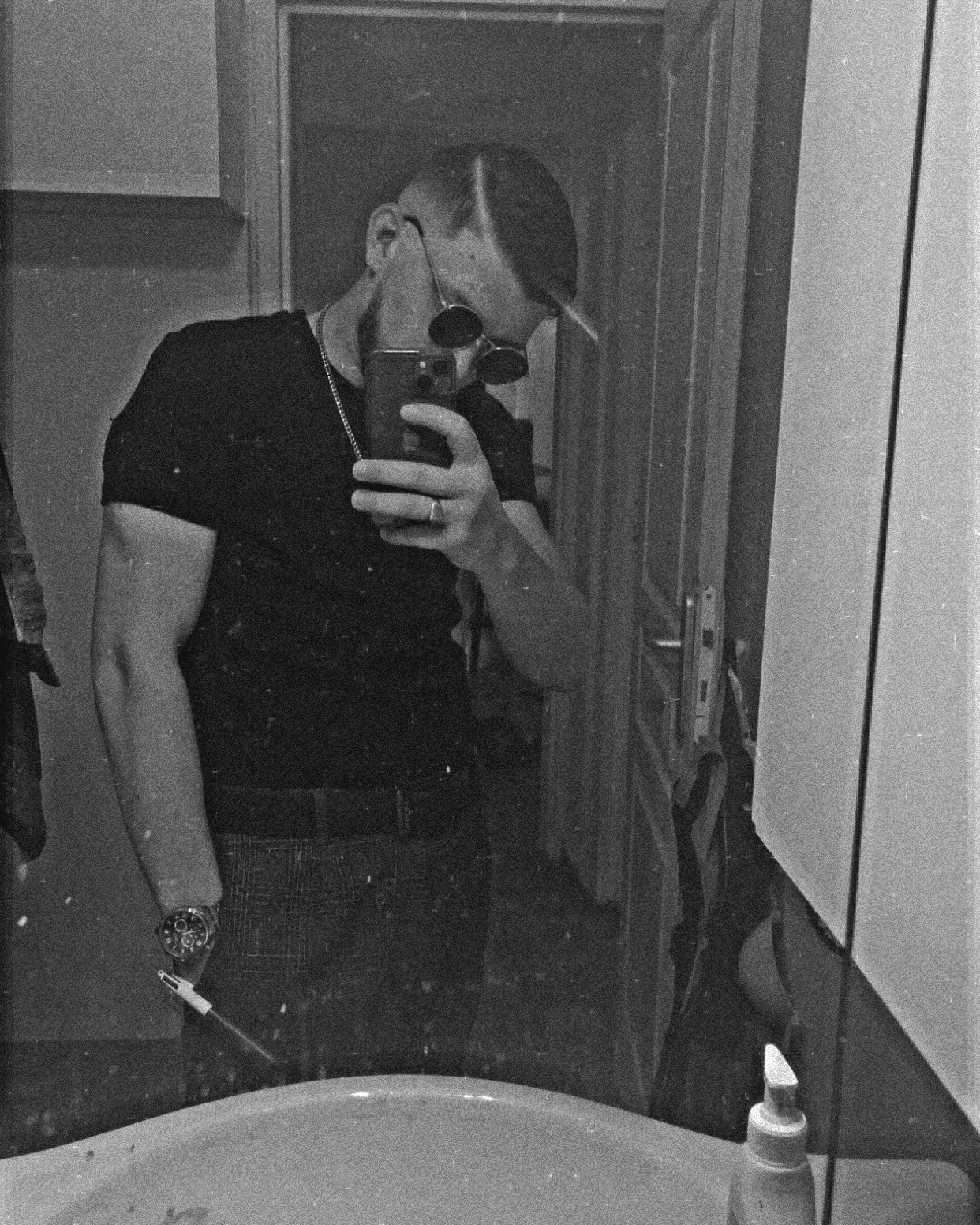 Profil de Ivanhoe, 23 ans, Cruising gay à Bollion