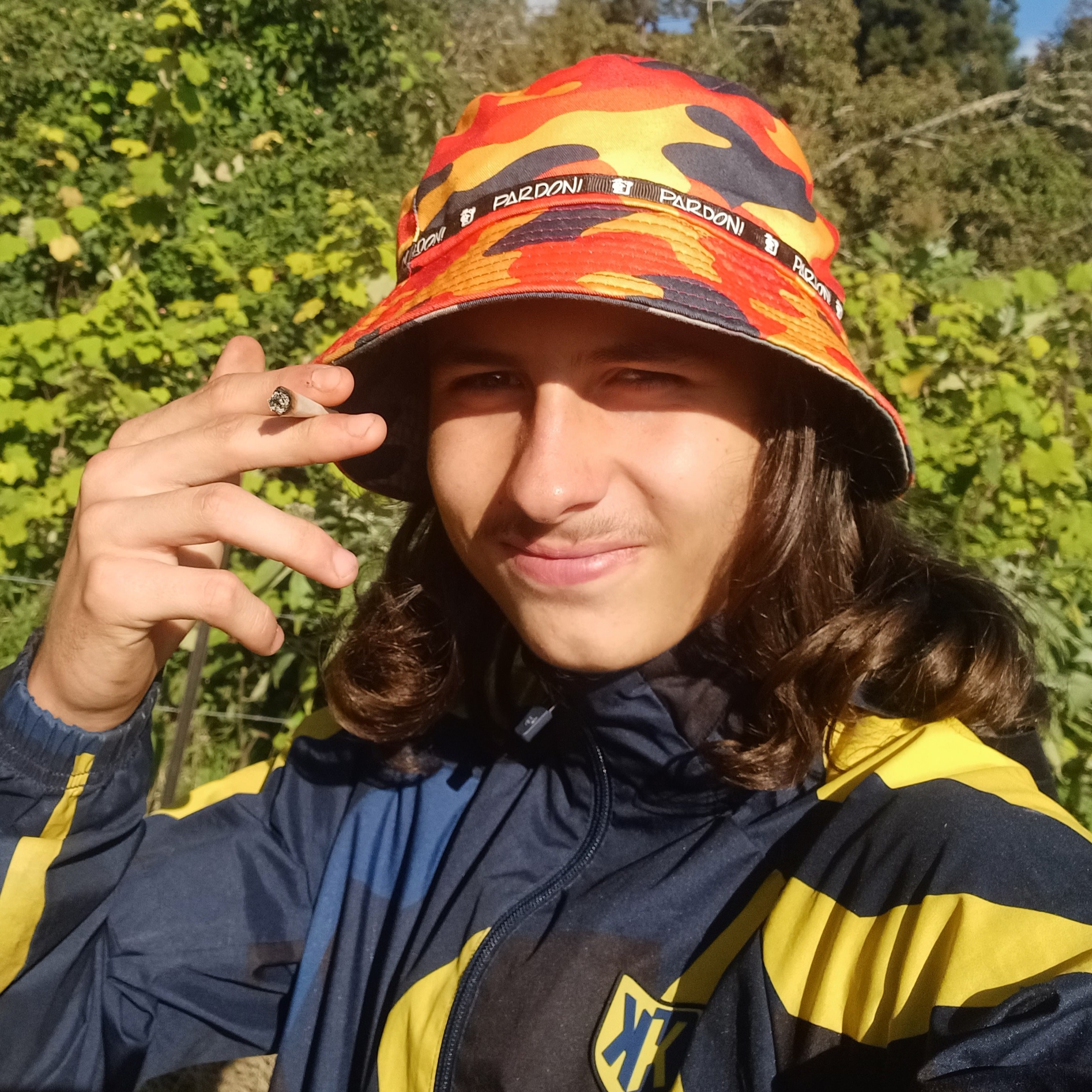 Profil de Jillali, 23 ans, Cruising gay à Pomy