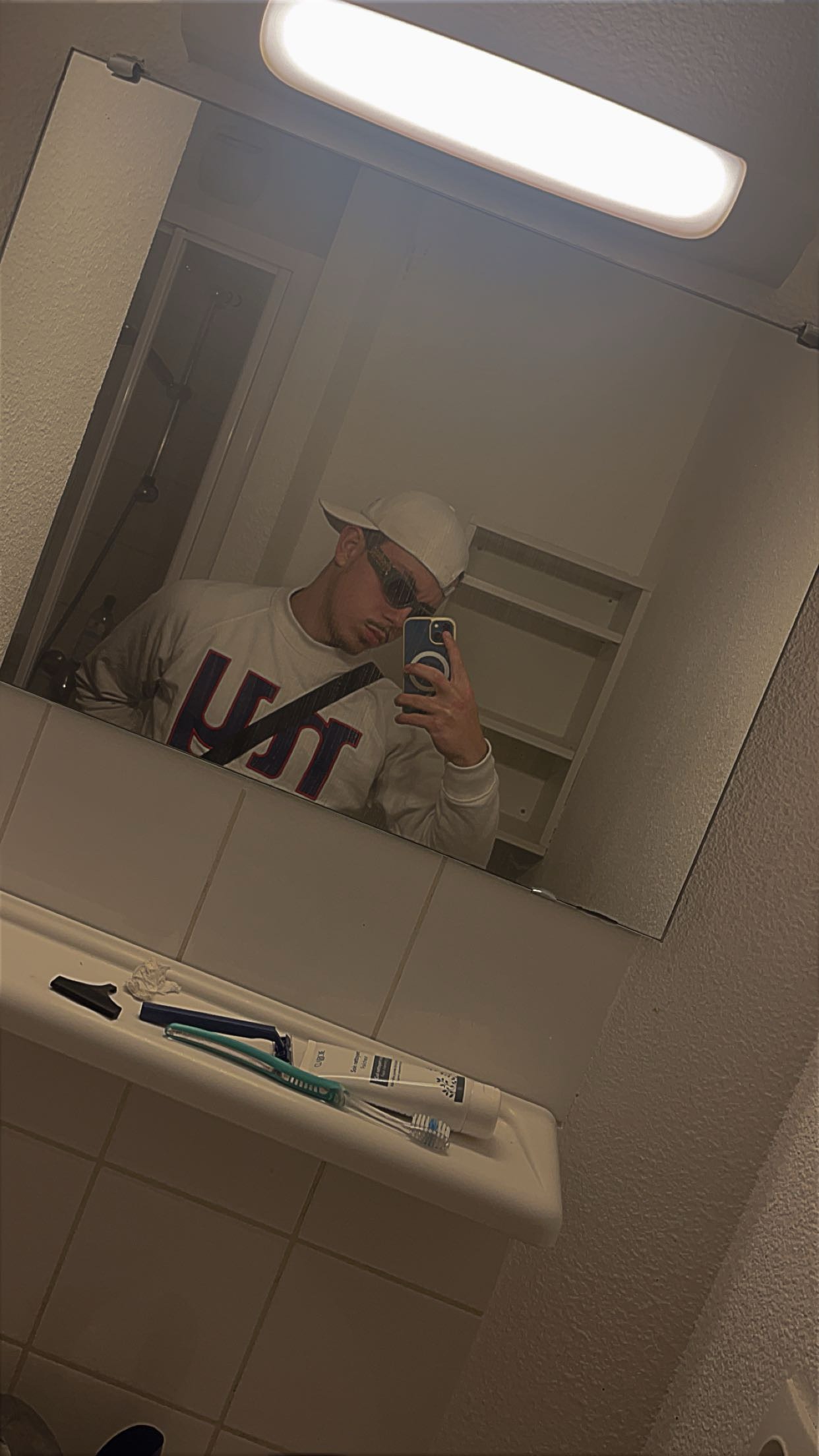 Profil de Alhan, 20 ans, Cruising gay à La Praz