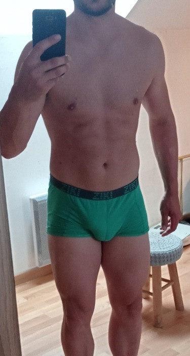 Profil de Jakub, 35 ans, Cruising gay à Gingins