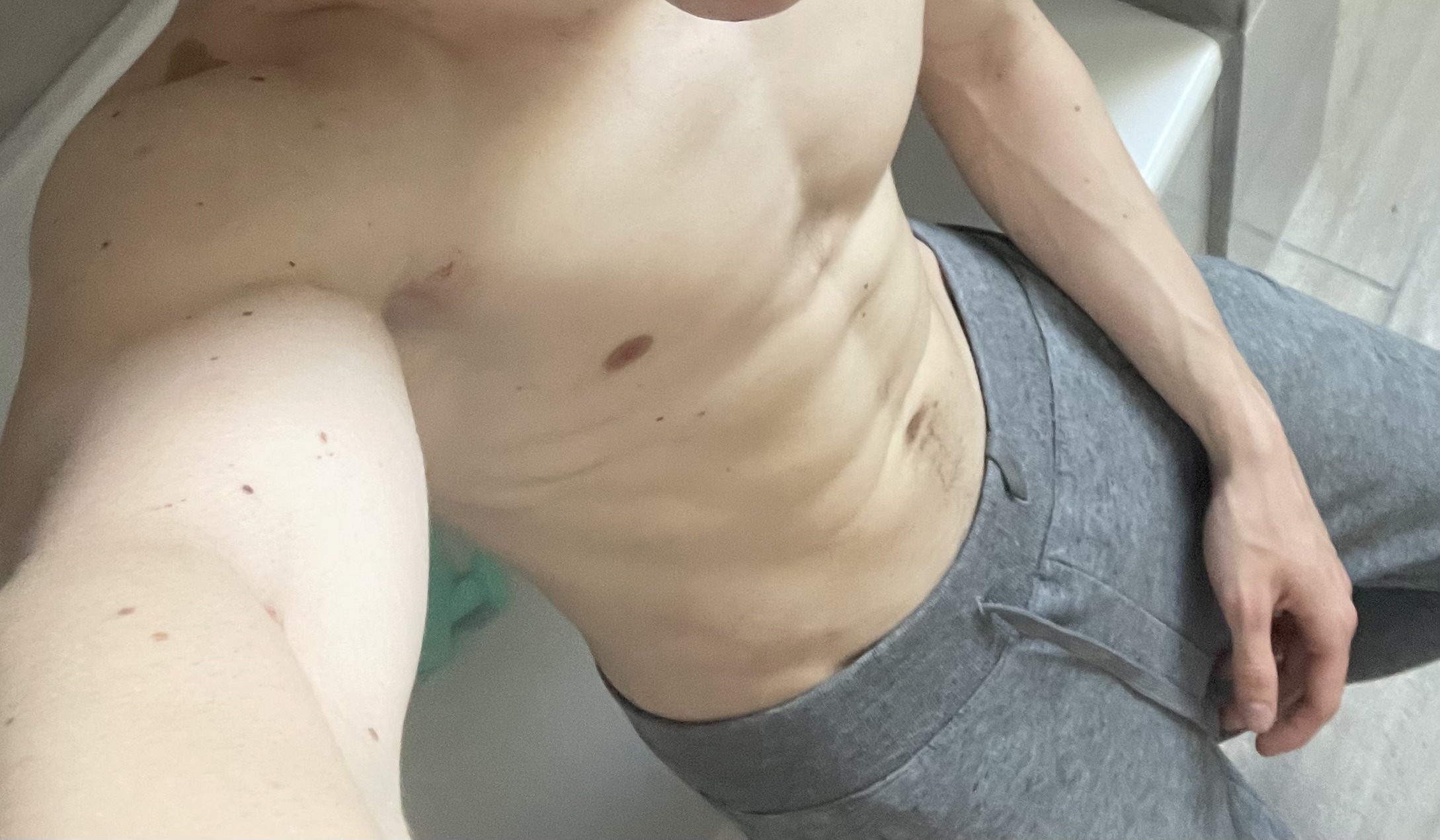 Profil de Mirza, 24 ans, Cruising gay à Marchissy