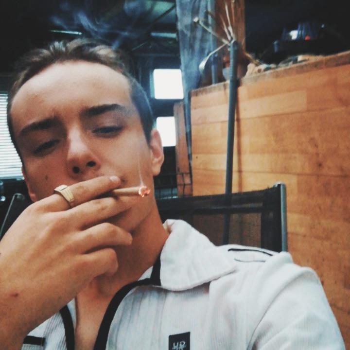Profil de Rinaldo, 20 ans, Cruising gay à Sarzens