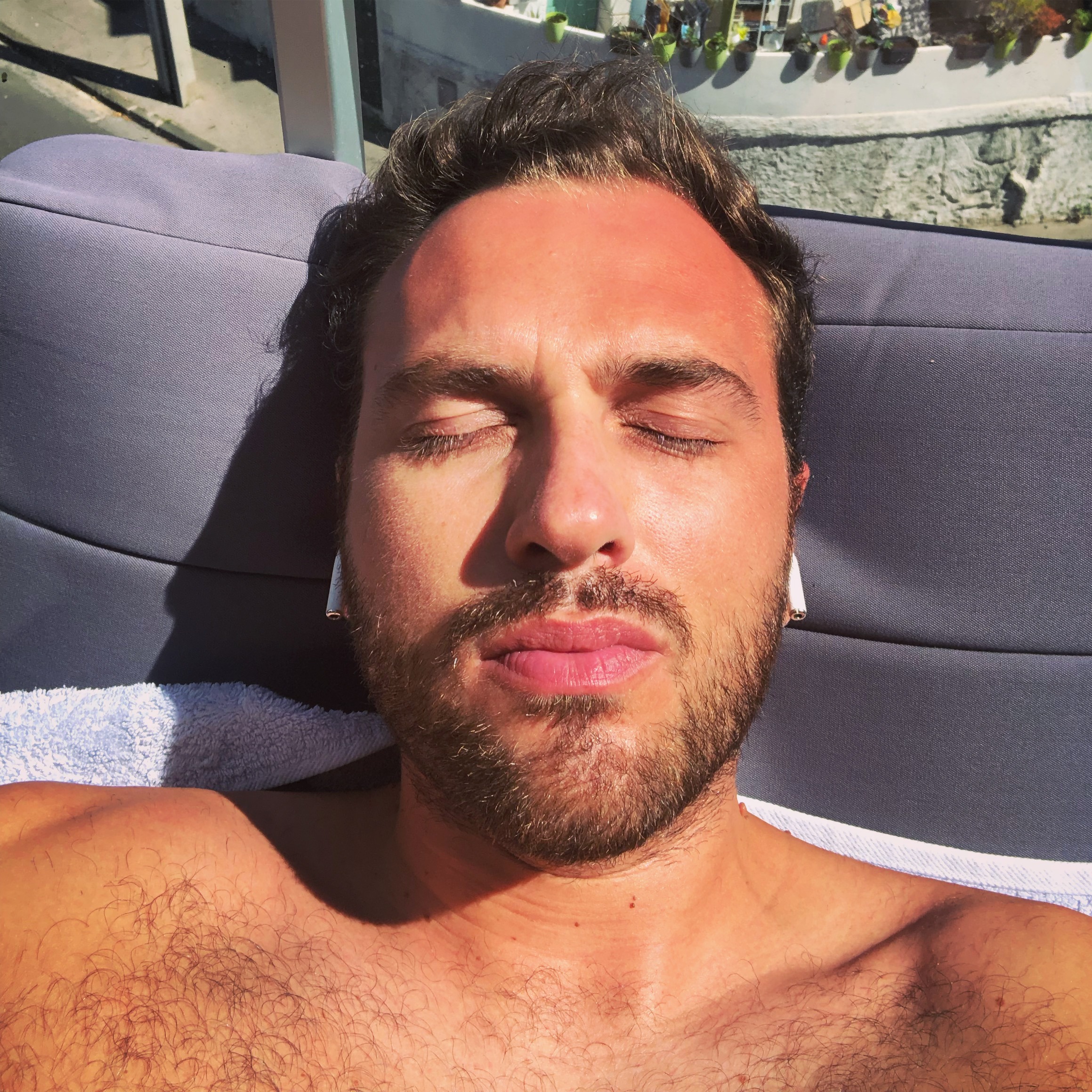 Profil de Dewi, 34 ans, Cruising gay à Châtillon FR