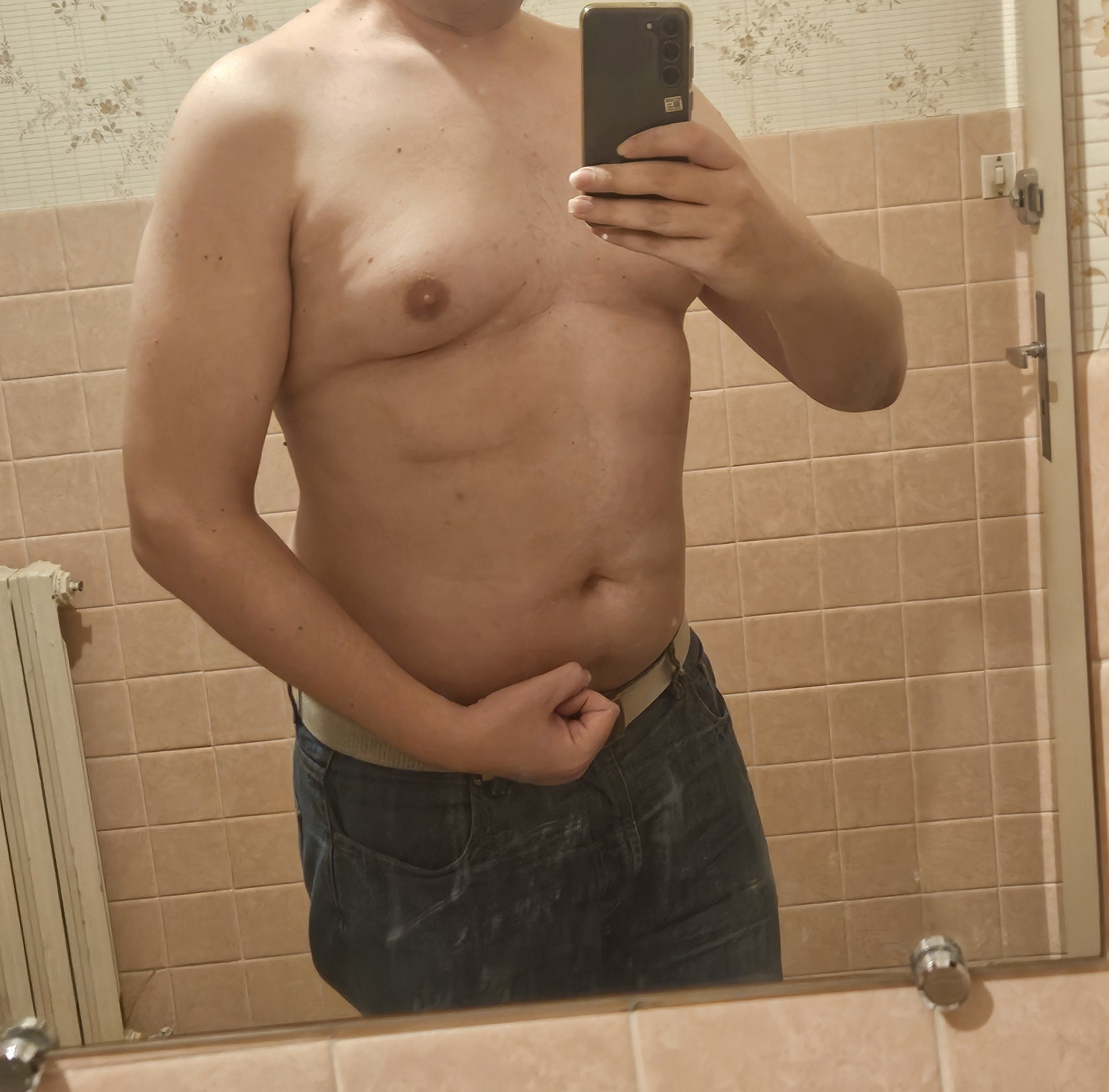 Profil de Isidro, 43 ans, Cruising gay à Démoret
