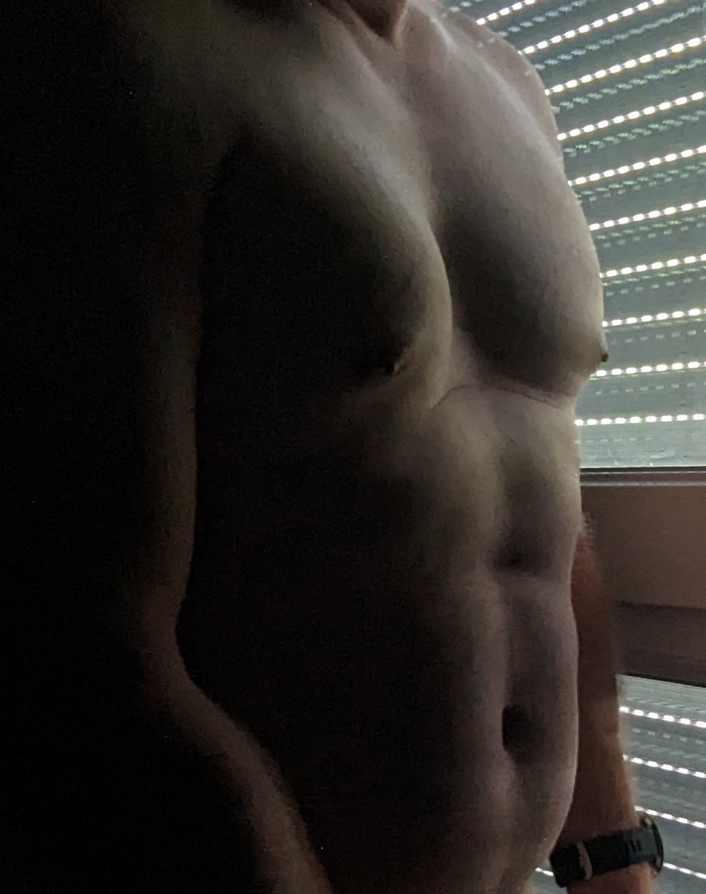 Profil de Madany, 41 ans, Cruising gay à Montezillon