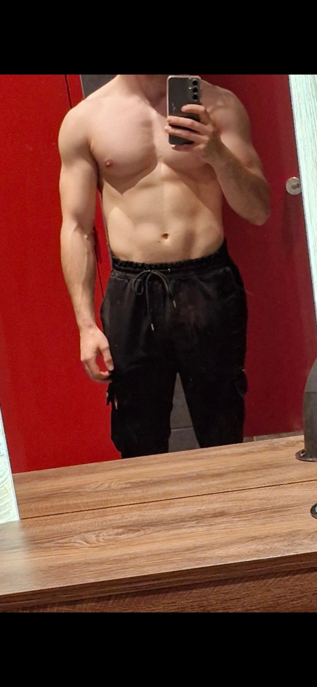 Profil de Denez, 25 ans, Cruising gay à Pomy