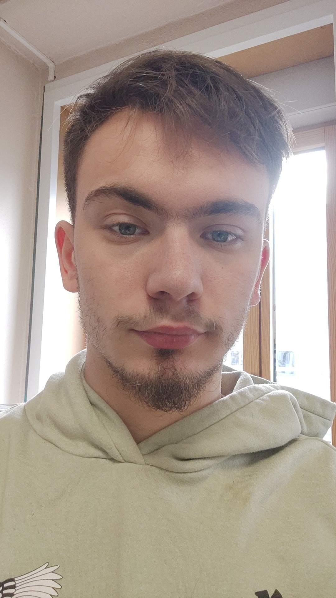 Profil de Cedrigue, 20 ans, Cruising gay à Premier