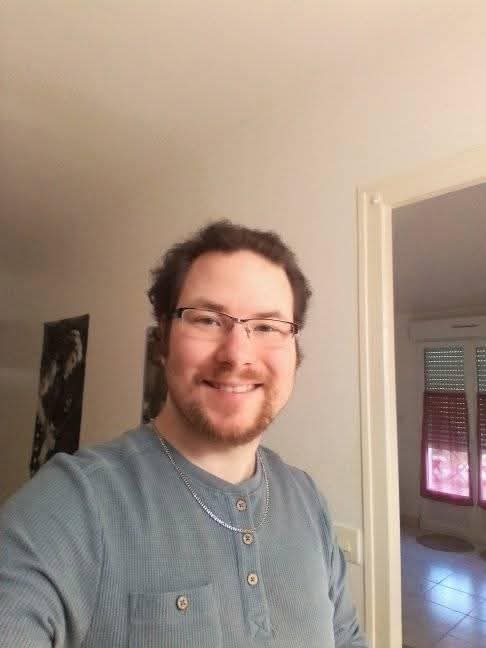 Profil de Semih, 33 ans, Cruising gay à Perroy