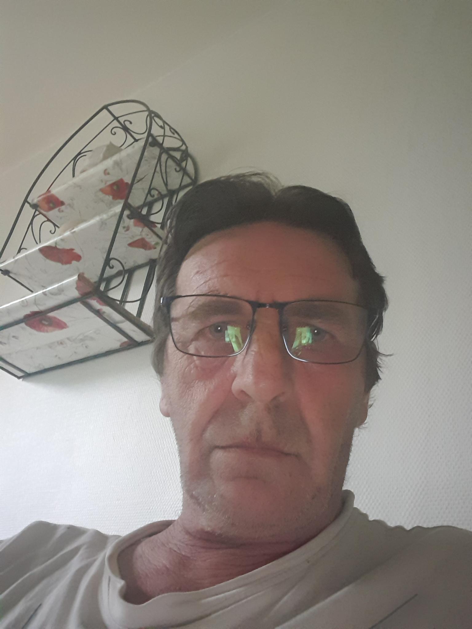 Profil de Jeanny, 55 ans, Cruising gay à Vandoeuvres