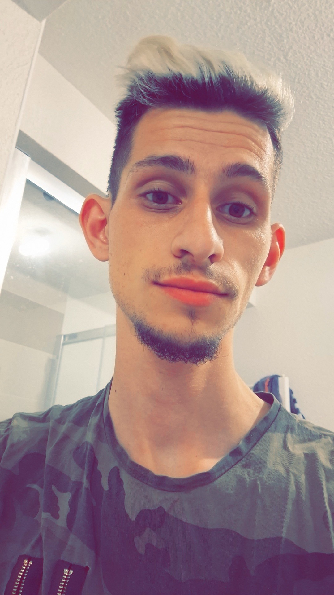 Profil de Jao, 27 ans, Cruising gay à La Praz