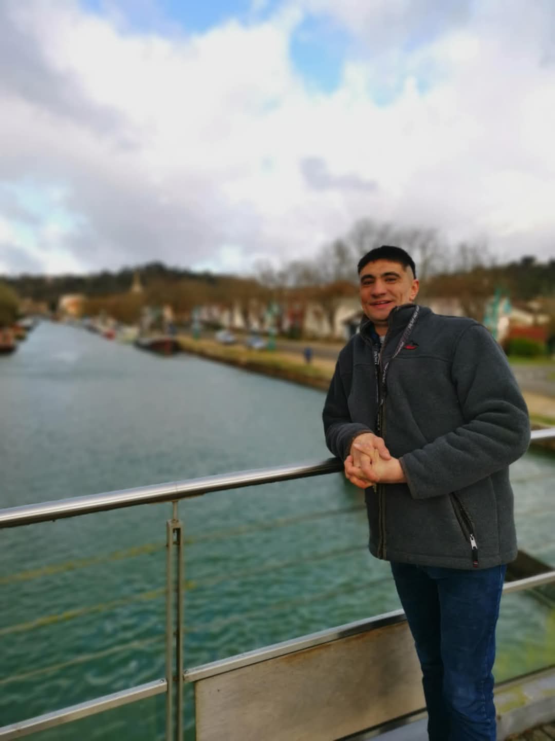 Profil de Timmy, 36 ans, Cruising gay à Pompaples