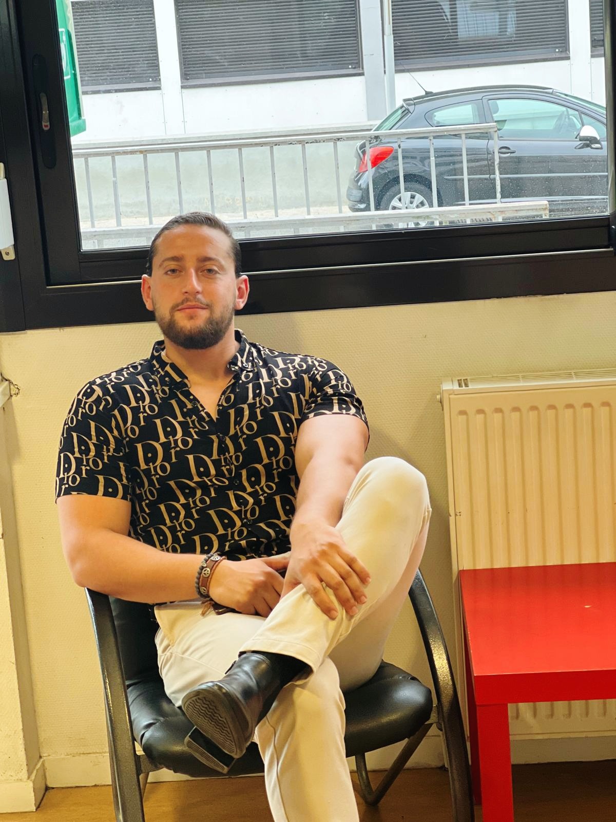 Profil de Tancrède, 26 ans, Cruising gay à Cully