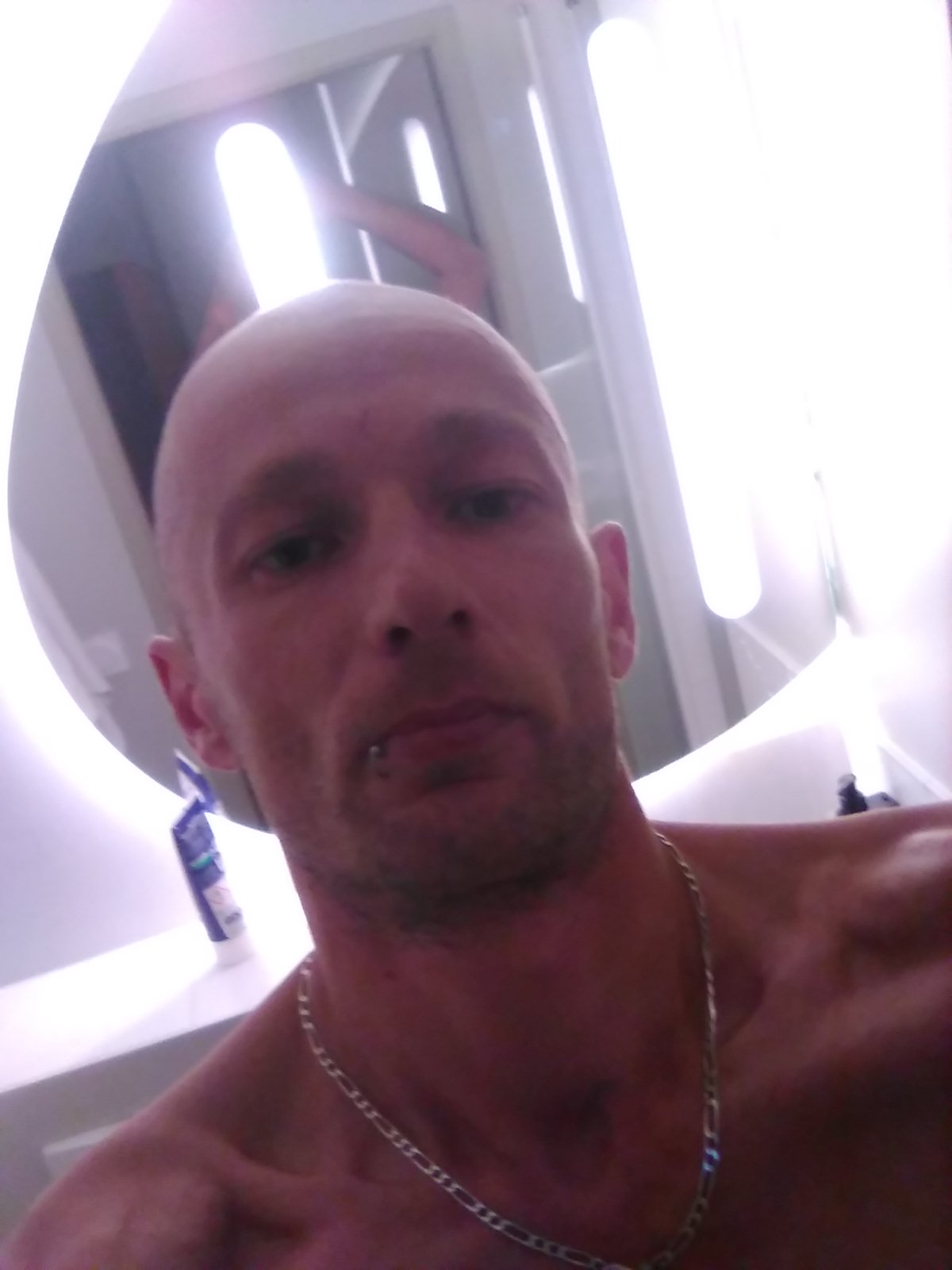 Profil de Guerin, 42 ans, Cruising gay à Marchissy