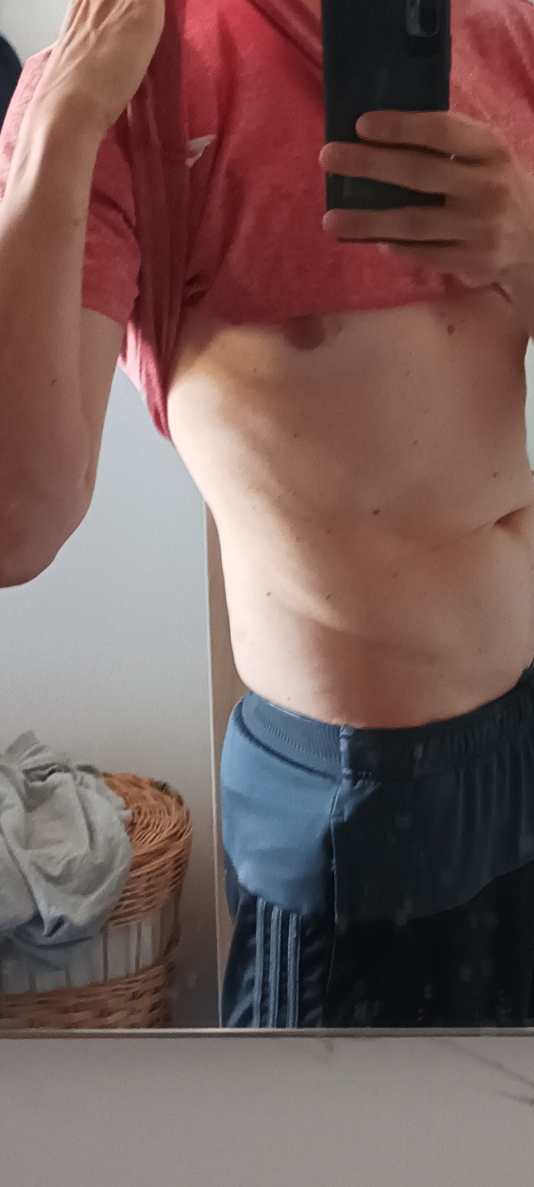 Profil de Alfayed, 42 ans, Cruising gay à Bôle