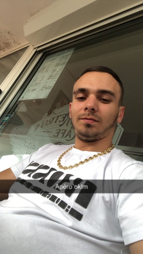 Profil de Freddy, 26 ans, Cruising gay à Oleyres
