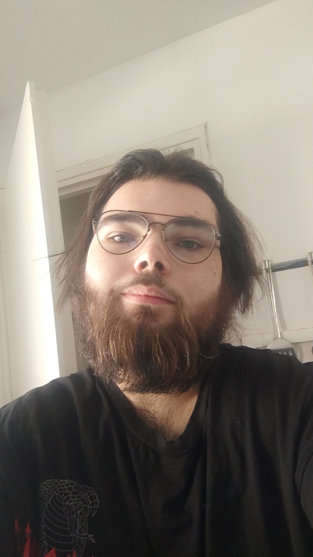 Profil de Theogene, 20 ans, Cruising gay à Vich
