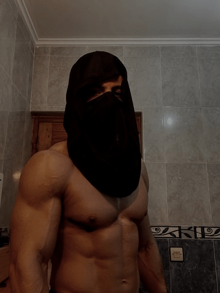 Profil de Dylhan, 22 ans, Cruising gay à Pomy