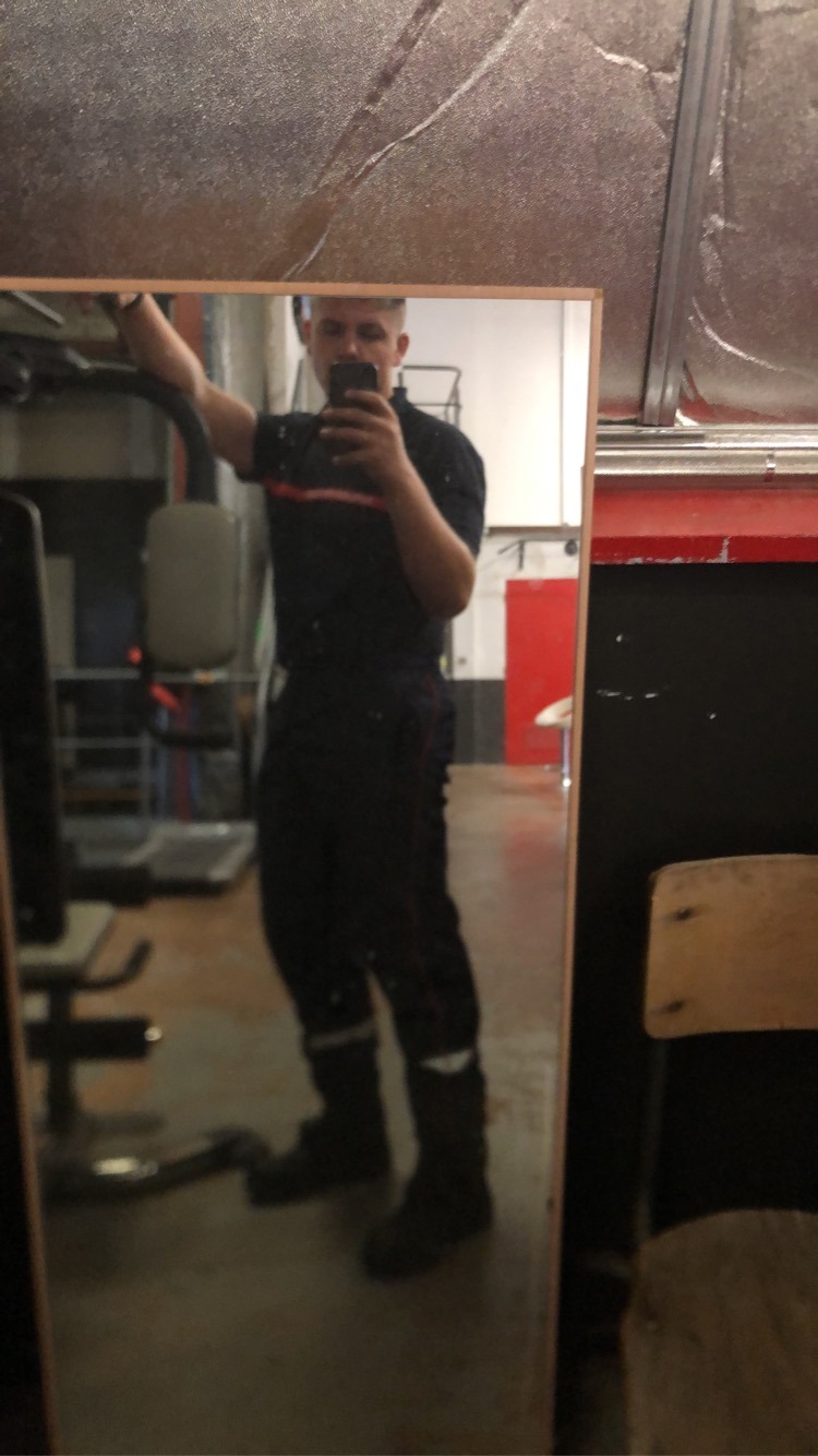 Profil de Mattéo, 21 ans, Cruising gay à Ropraz