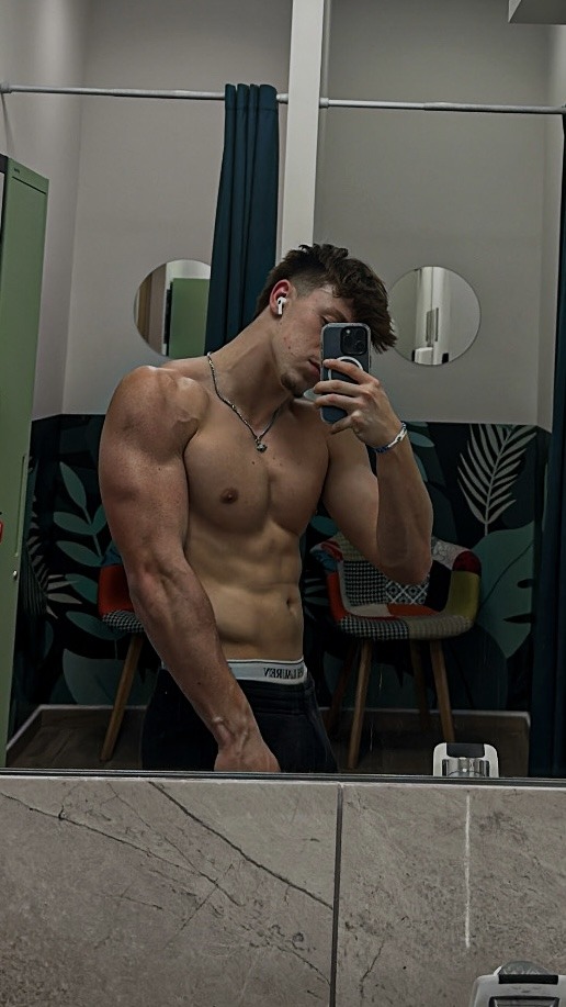Profil de Danil, 20 ans, Cruising gay à Rennaz