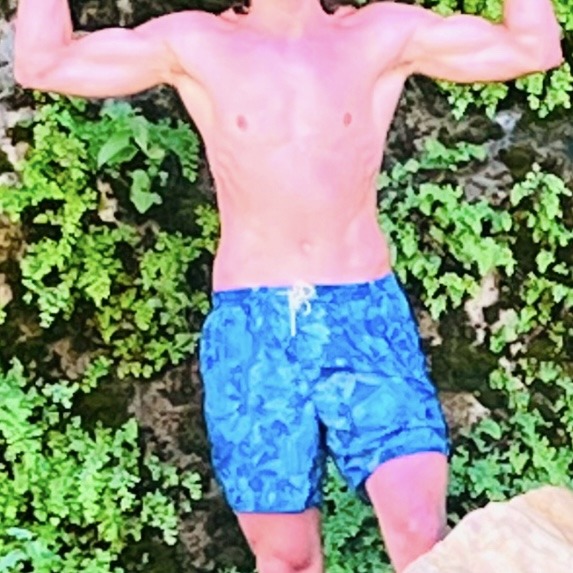Profil de Amelius, 18 ans, Cruising gay à Sergey