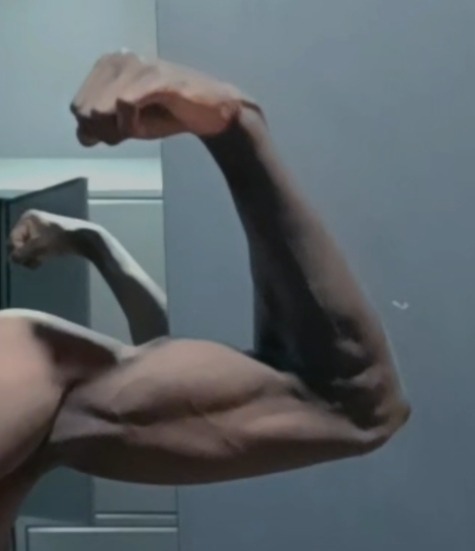 Profil de Ilidio, 22 ans, Cruising gay à Fey