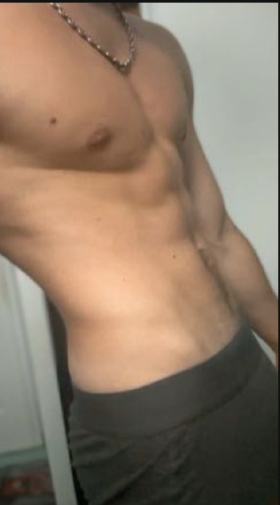 Profil de Clarens, 22 ans, Cruising gay à Vuiteboeuf