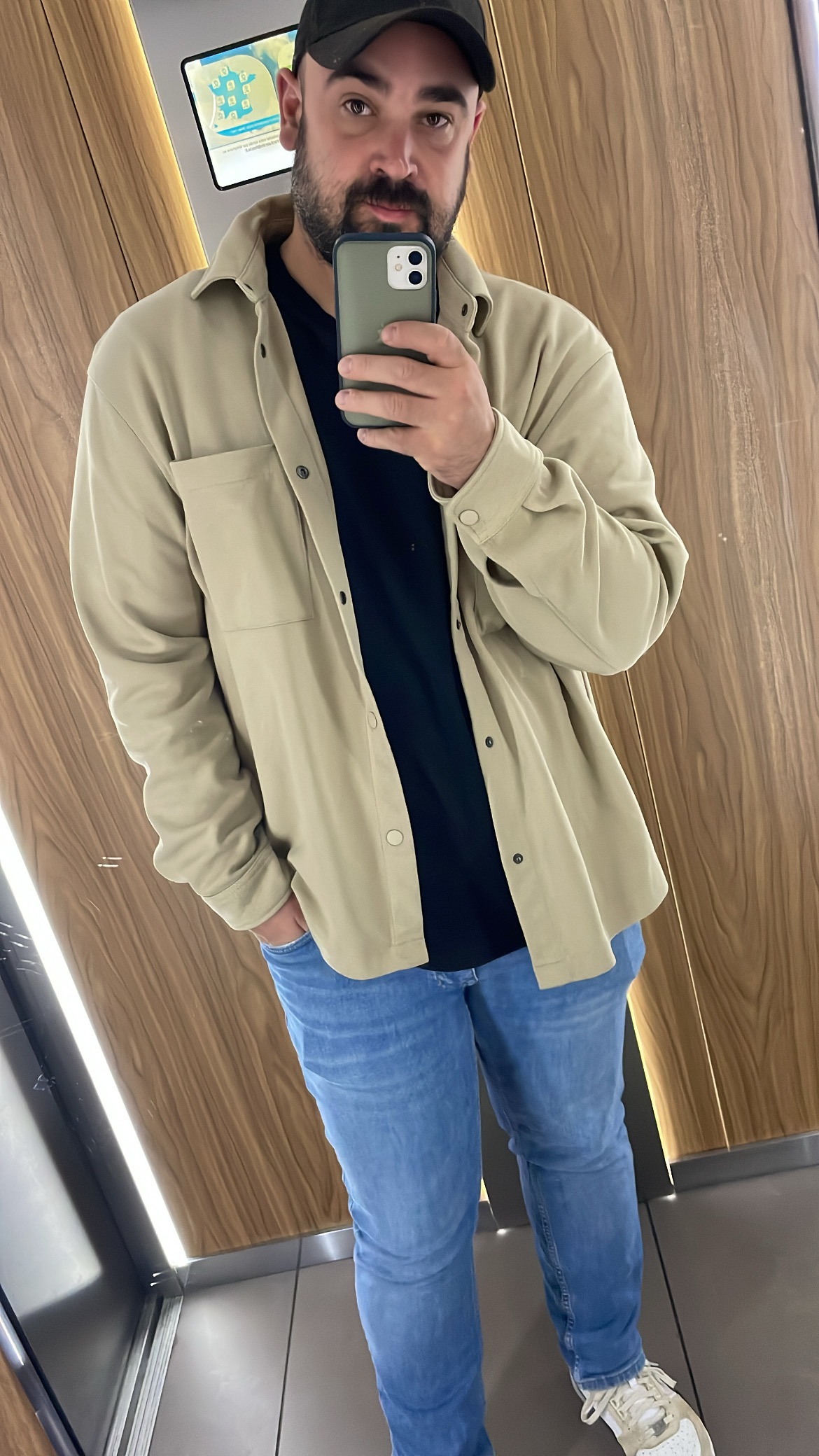 Profil de Maverick, 32 ans, Cruising gay à Chamblon