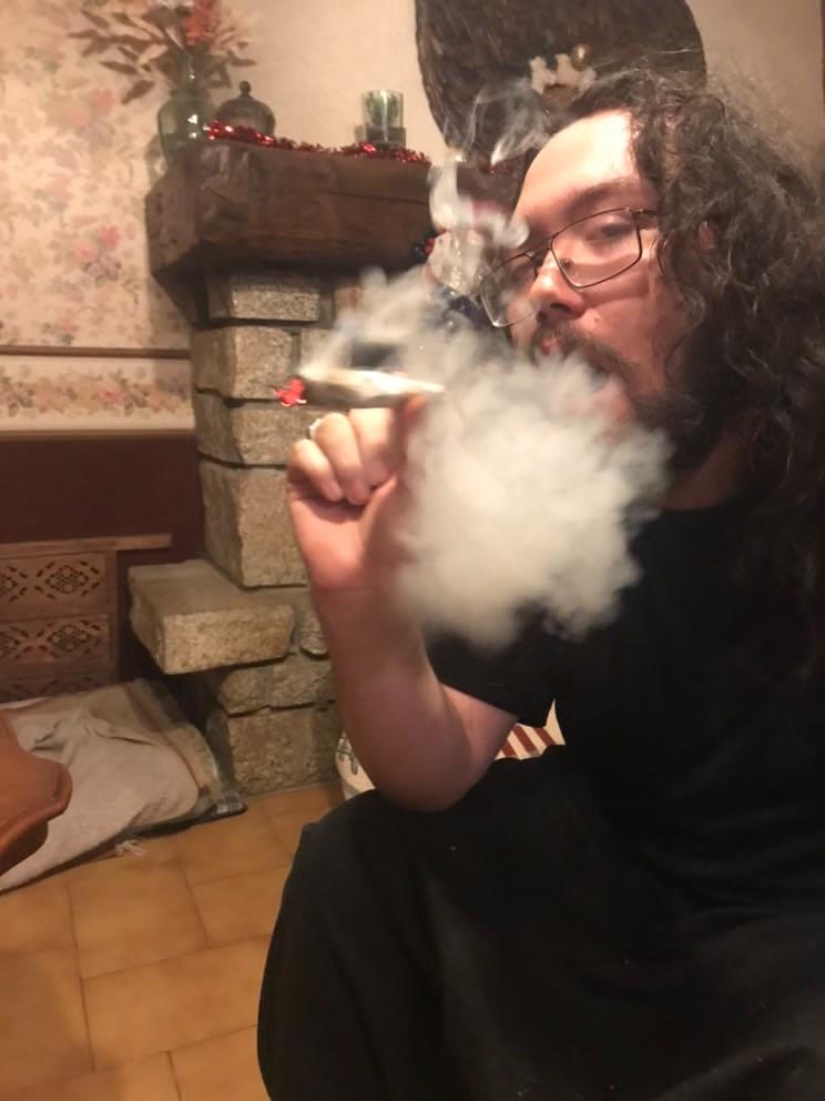 Profil de Ryles, 19 ans, Cruising gay à Berlens