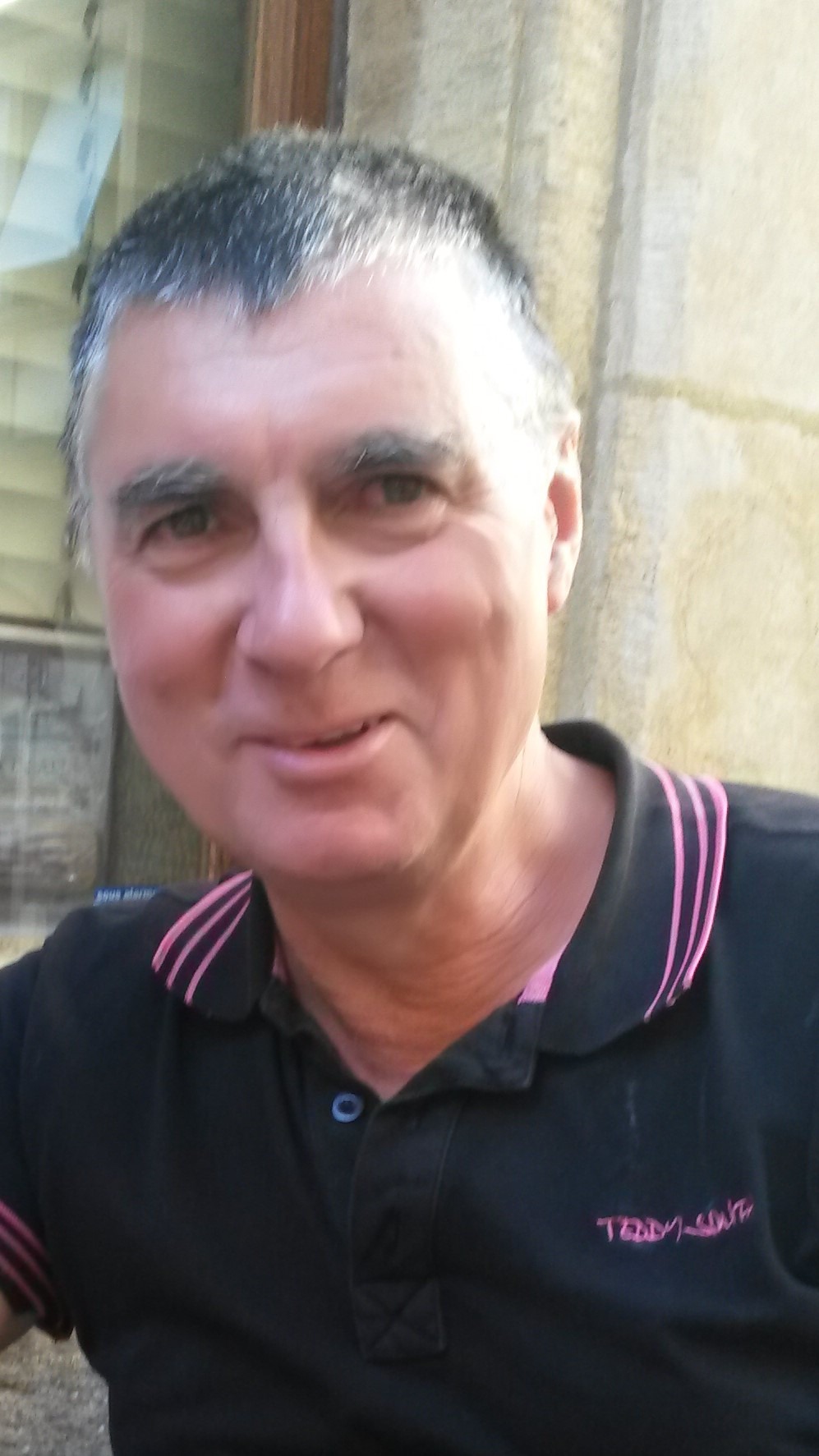 Profil de Houzefa, 55 ans, Cruising gay à Montezillon