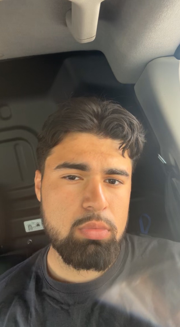 Profil de Nestor, 19 ans, Cruising gay à Domdidier