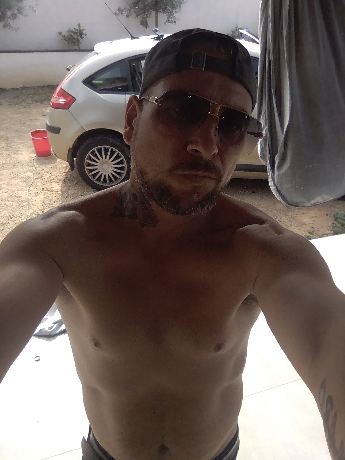 Profil de Adao, 40 ans, Cruising gay à Chardonne
