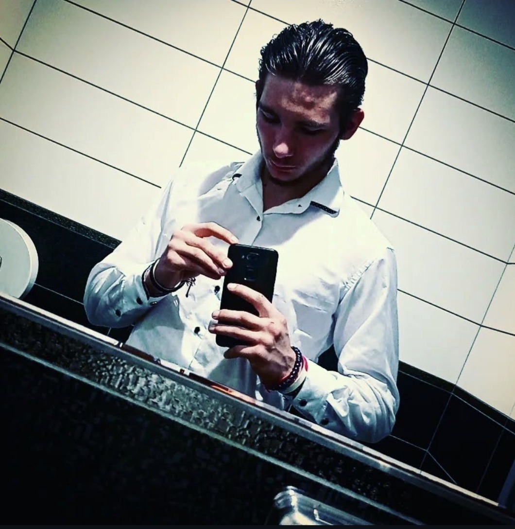Profil de Miled, 21 ans, Cruising gay à Broc