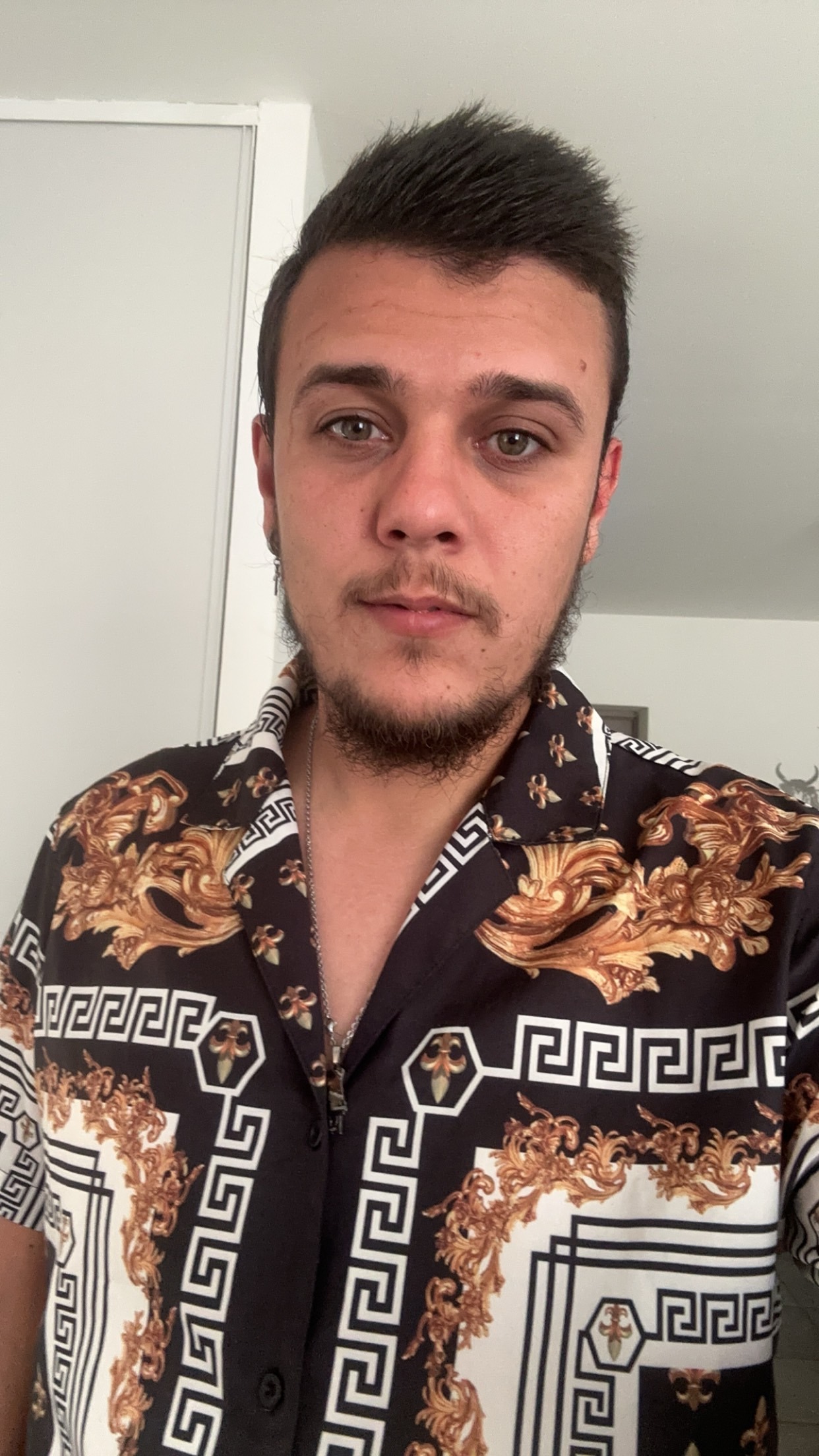 Profil de Jean-arnaud, 30 ans, Cruising gay à Crésuz