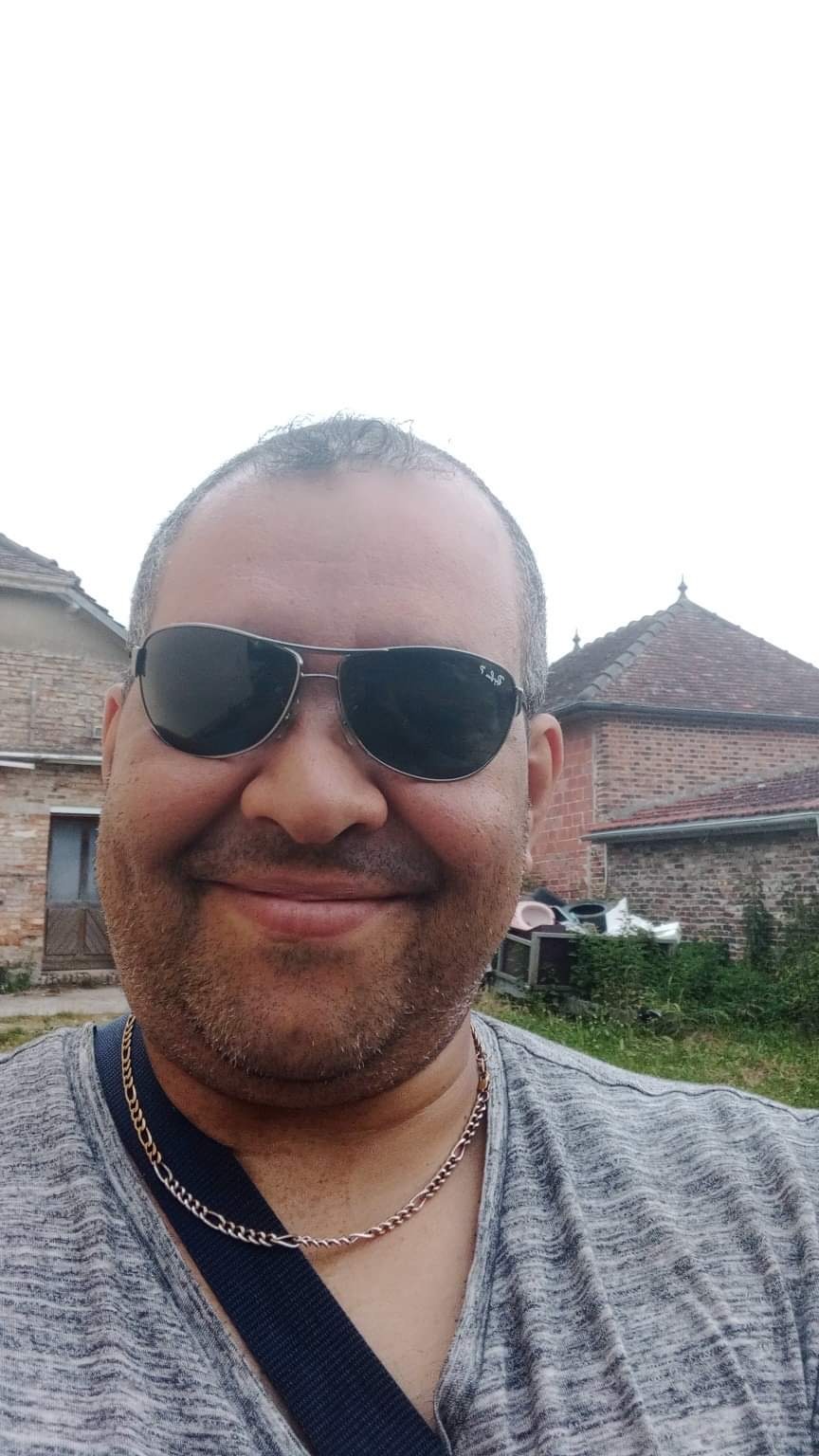 Profil de Arouna, 53 ans, Cruising gay à Territet