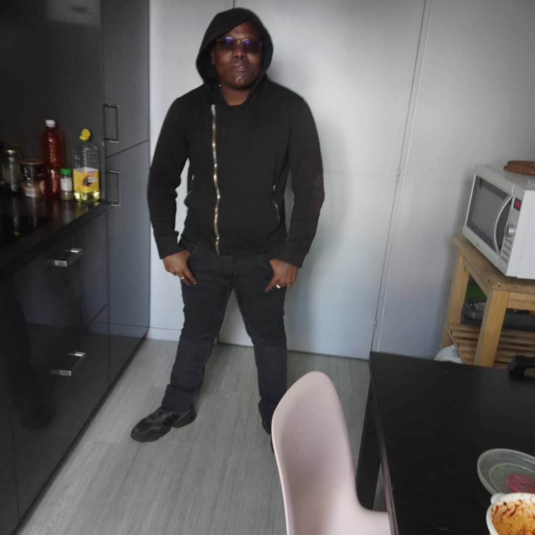 Profil de Hurard, 33 ans, Cruising gay à Tannay