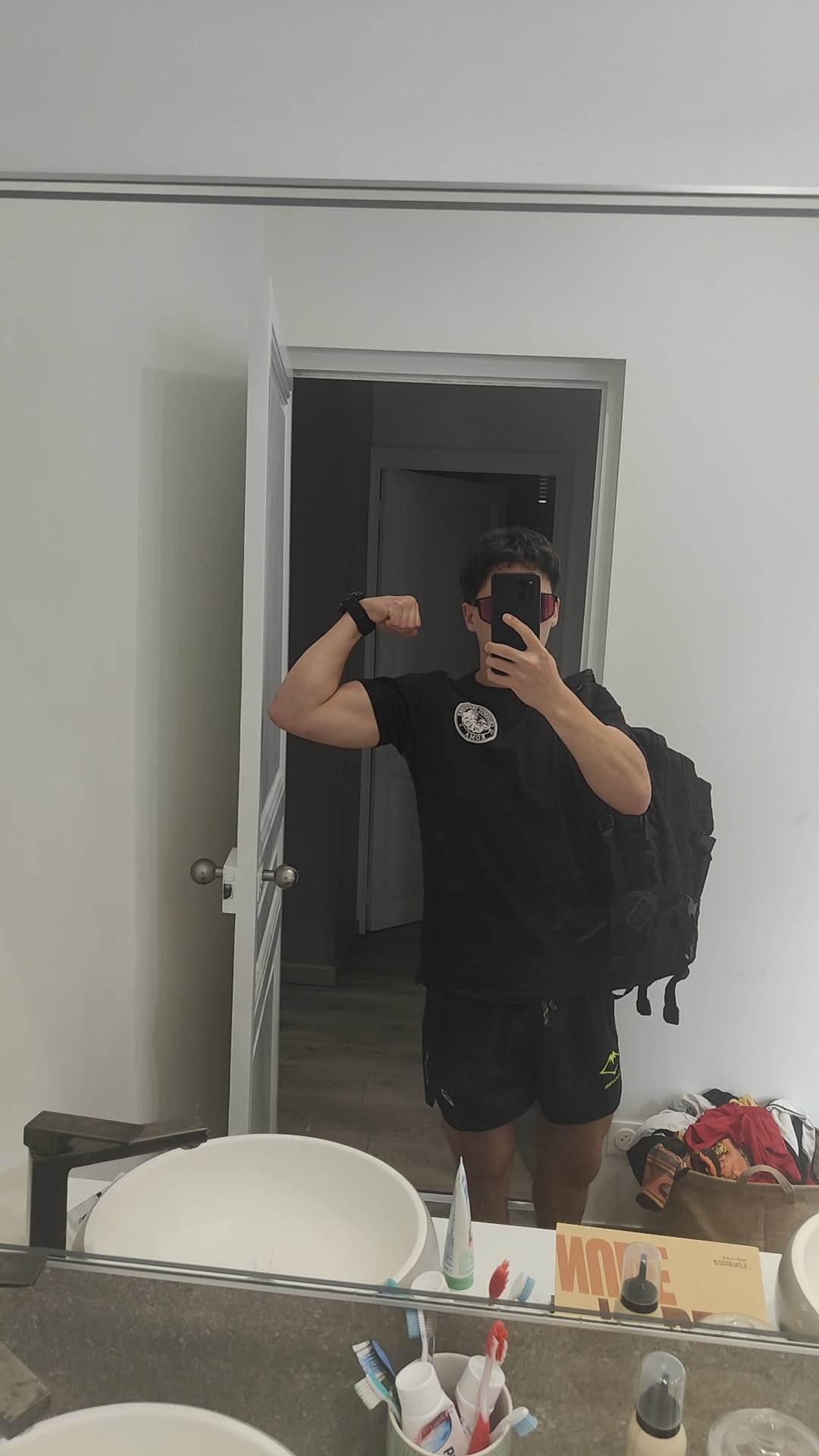 Profil de Makenson, 20 ans, Cruising gay à Puplinge