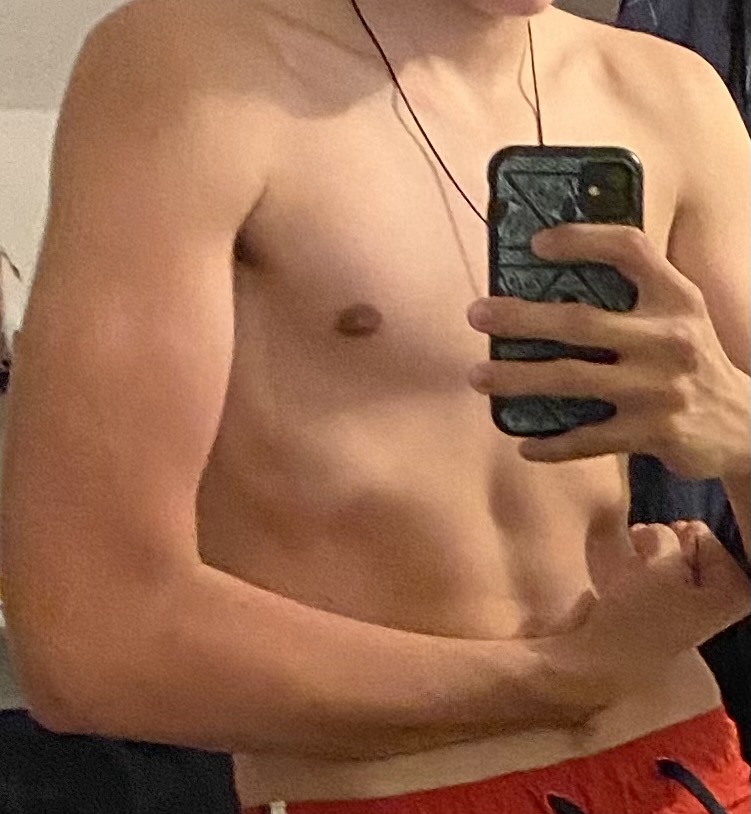 Profil de Joël, 19 ans, Cruising gay à Apples