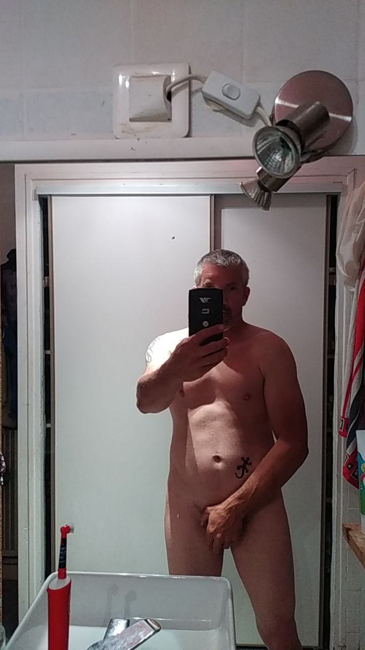 Profil de Jalal, 37 ans, Cruising gay à La Plaine