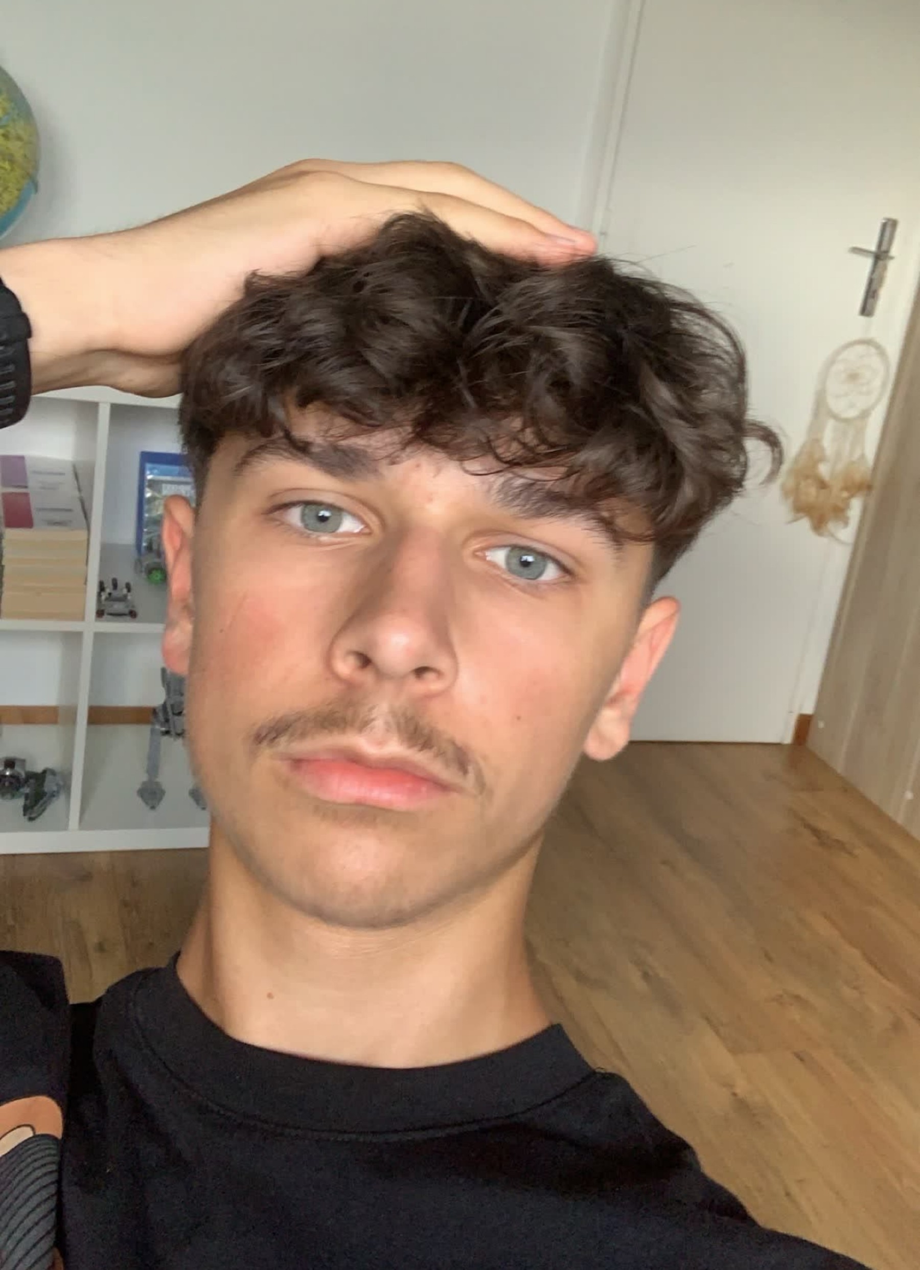 Profil de Ugur, 22 ans, Cruising gay à Borex