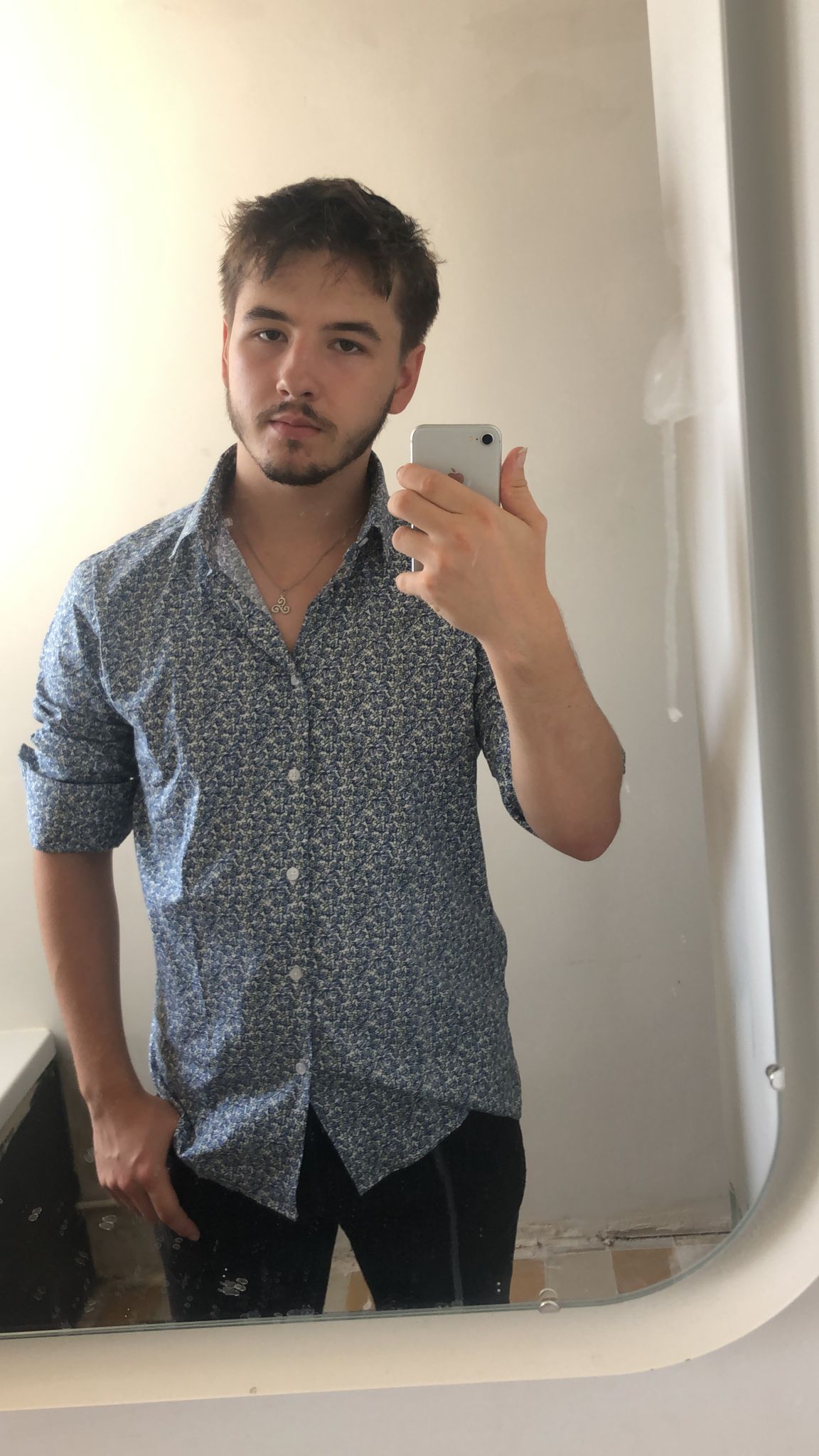 Profil de Hidayet, 22 ans, Cruising gay à Gingins