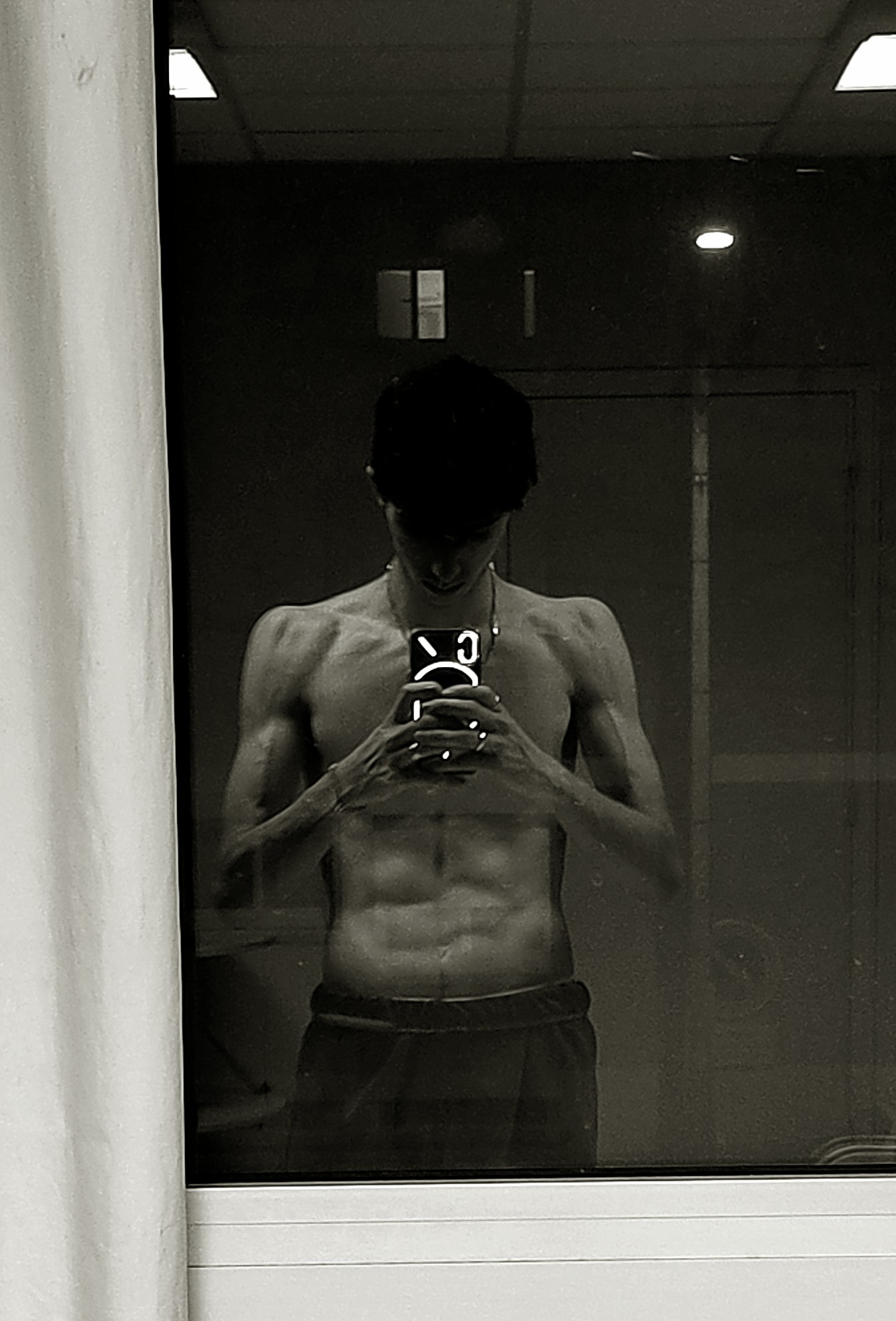 Profil de Yousouf, 24 ans, Cruising gay à Féchy